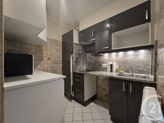 Appartement F2 à vendre - 2 pièces - 38.2 m2 - PARIS - 75015 - ILE-DE-FRANCE - Century 21 Actif Immobilier