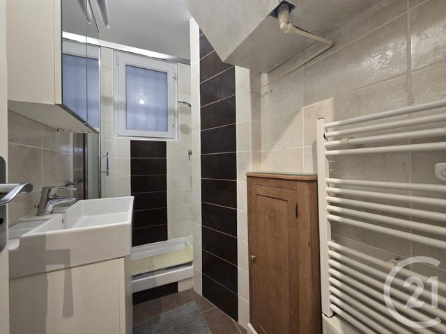 Appartement F2 à vendre - 2 pièces - 38.2 m2 - PARIS - 75015 - ILE-DE-FRANCE - Century 21 Actif Immobilier