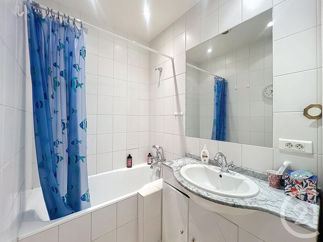 Appartement F4 à vendre - 4 pièces - 81.0 m2 - PARIS - 75015 - ILE-DE-FRANCE - Century 21 Actif Immobilier