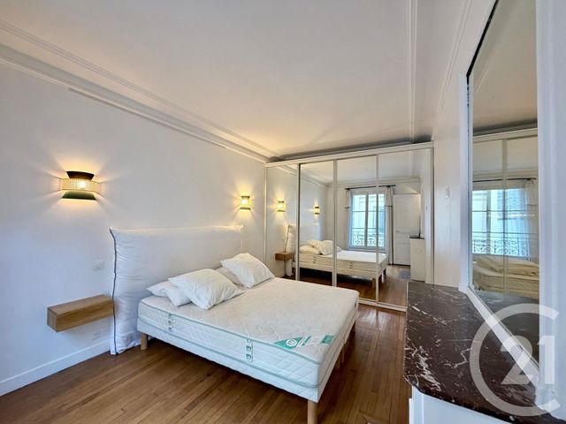Appartement F2 à vendre - 2 pièces - 49.97 m2 - PARIS - 75008 - ILE-DE-FRANCE - Century 21 Actif Immobilier