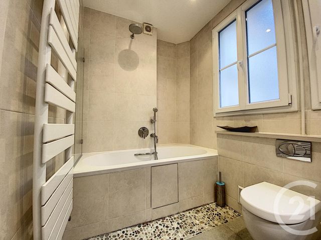 Appartement F2 à vendre - 2 pièces - 49.97 m2 - PARIS - 75008 - ILE-DE-FRANCE - Century 21 Actif Immobilier