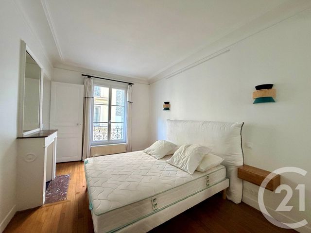 Appartement F2 à vendre - 2 pièces - 49.97 m2 - PARIS - 75008 - ILE-DE-FRANCE - Century 21 Actif Immobilier