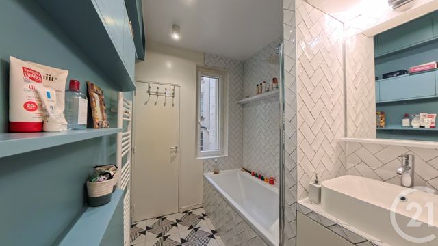 Appartement F3 à vendre - 3 pièces - 46.0 m2 - PARIS - 75014 - ILE-DE-FRANCE - Century 21 Actif Immobilier