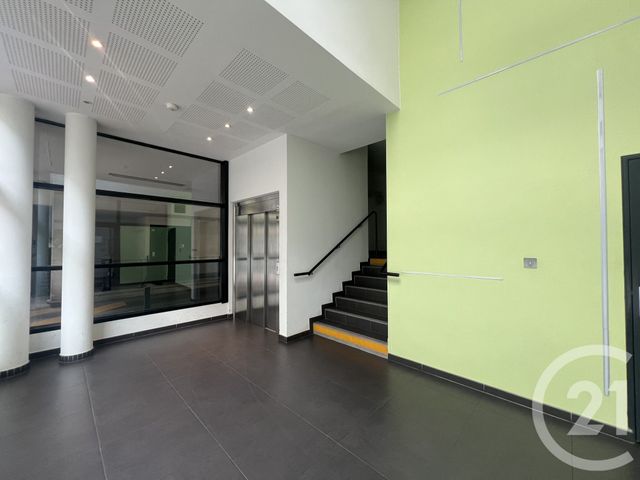 Appartement F2 à vendre - 2 pièces - 46.85 m2 - MONTROUGE - 92 - ILE-DE-FRANCE - Century 21 Actif Immobilier