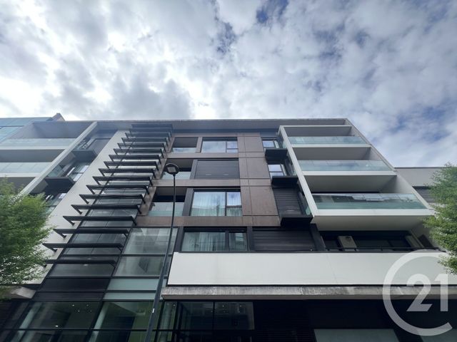 Appartement F2 à vendre - 2 pièces - 46.85 m2 - MONTROUGE - 92 - ILE-DE-FRANCE - Century 21 Actif Immobilier