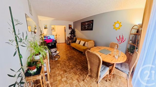 Appartement F3 à vendre - 3 pièces - 64.11 m2 - PARIS - 75013 - ILE-DE-FRANCE - Century 21 Actif Immobilier