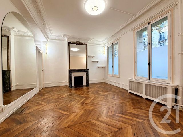 Appartement Studio à vendre - 1 pièce - 38.06 m2 - PARIS - 75017 - ILE-DE-FRANCE - Century 21 Actif Immobilier