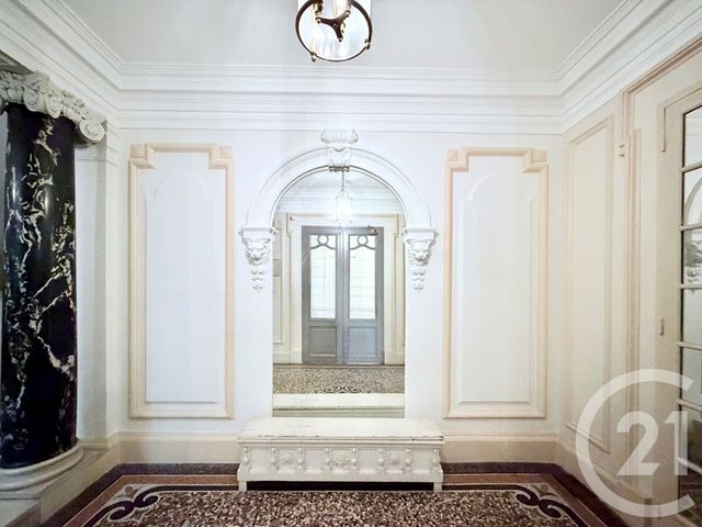 Appartement Studio à vendre - 1 pièce - 38.06 m2 - PARIS - 75017 - ILE-DE-FRANCE - Century 21 Actif Immobilier