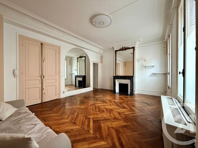 Appartement Studio à vendre - 1 pièce - 38.06 m2 - PARIS - 75017 - ILE-DE-FRANCE - Century 21 Actif Immobilier