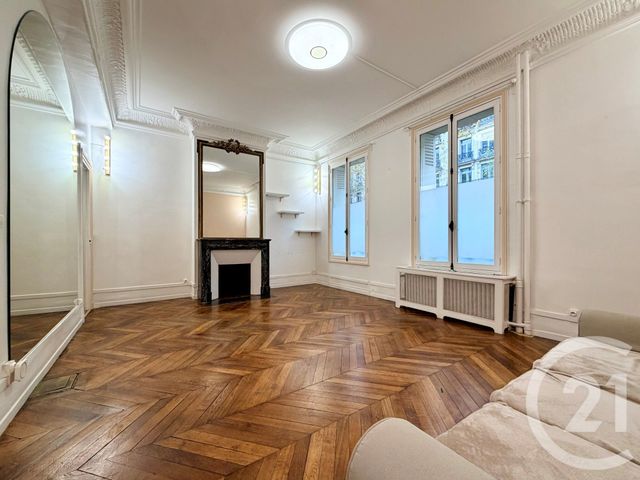Appartement Studio à vendre - 1 pièce - 38.06 m2 - PARIS - 75017 - ILE-DE-FRANCE - Century 21 Actif Immobilier