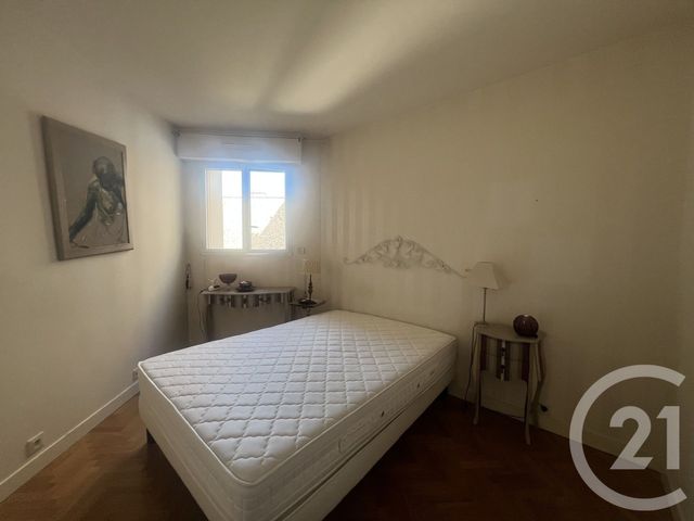 Appartement F2 à vendre - 2 pièces - 56.9 m2 - PARIS - 75014 - ILE-DE-FRANCE - Century 21 Actif Immobilier