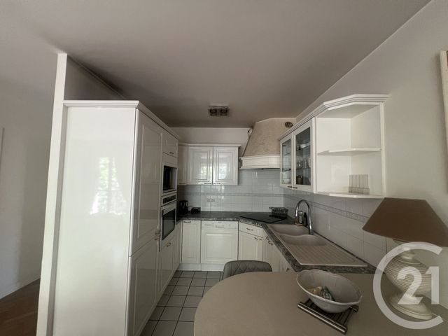 Appartement F2 à vendre - 2 pièces - 56.9 m2 - PARIS - 75014 - ILE-DE-FRANCE - Century 21 Actif Immobilier