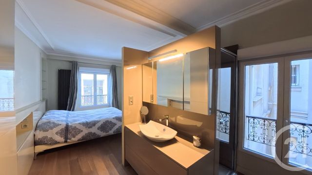 Appartement F3 à vendre - 3 pièces - 78.11 m2 - PARIS - 75008 - ILE-DE-FRANCE - Century 21 Actif Immobilier