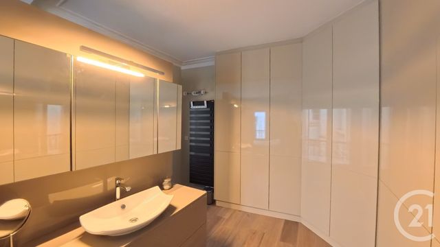 Appartement F3 à vendre - 3 pièces - 78.11 m2 - PARIS - 75008 - ILE-DE-FRANCE - Century 21 Actif Immobilier