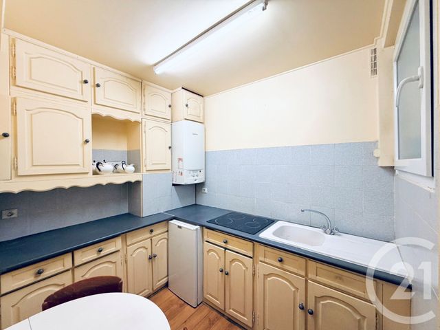 Appartement F2 à vendre - 2 pièces - 52.94 m2 - PARIS - 75014 - ILE-DE-FRANCE - Century 21 Actif Immobilier