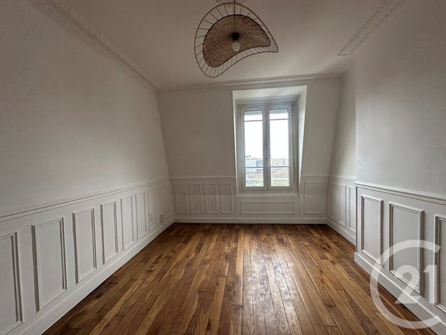 Appartement F2 à louer - 2 pièces - 37.7 m2 - MONTROUGE - 92 - ILE-DE-FRANCE - Century 21 Actif Immobilier