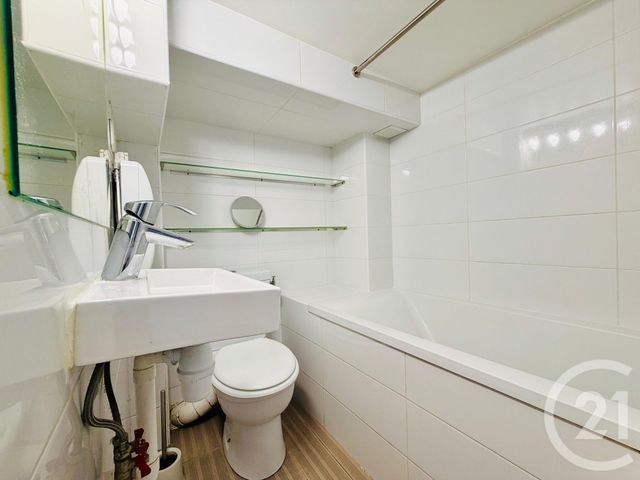 Appartement F1 à vendre - 1 pièce - 10.66 m2 - PARIS - 75014 - ILE-DE-FRANCE - Century 21 Actif Immobilier