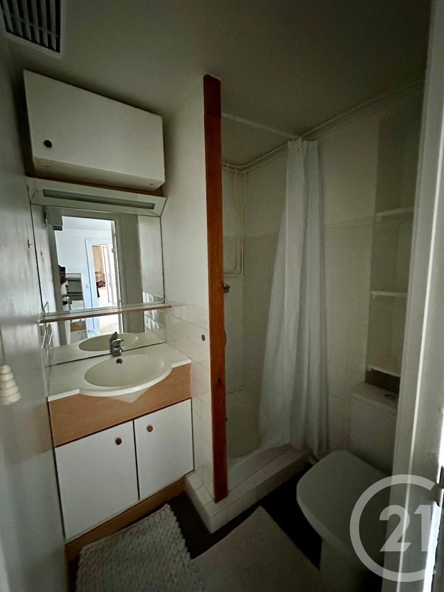 Appartement F2 à louer - 2 pièces - 29.0 m2 - PARIS - 75014 - ILE-DE-FRANCE - Century 21 Actif Immobilier