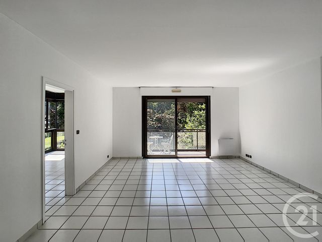 Appartement à louer - 2 pièces - 54.0 m2 - PARIS - 75014 - ILE-DE-FRANCE - Century 21 Actif Immobilier