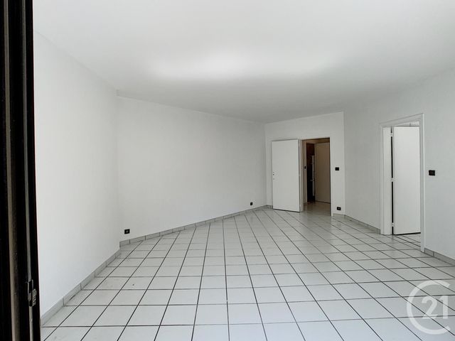 Appartement à louer - 2 pièces - 54.0 m2 - PARIS - 75014 - ILE-DE-FRANCE - Century 21 Actif Immobilier