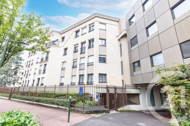 Appartement F3 bis à vendre - 4 pièces - 81.33 m2 - BOURG LA REINE - 92 - ILE-DE-FRANCE - Century 21 Actif Immobilier