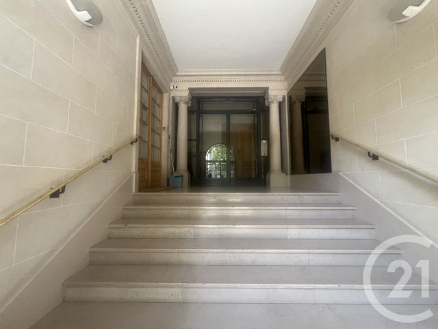 Appartement F2 à vendre - 2 pièces - 32.6 m2 - PARIS - 75014 - ILE-DE-FRANCE - Century 21 Actif Immobilier