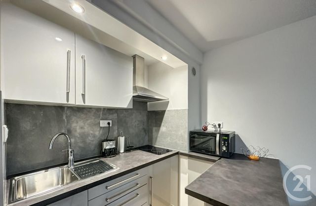 Appartement F2 à louer - 2 pièces - 27.0 m2 - LES LILAS - 93 - ILE-DE-FRANCE - Century 21 Actif Immobilier