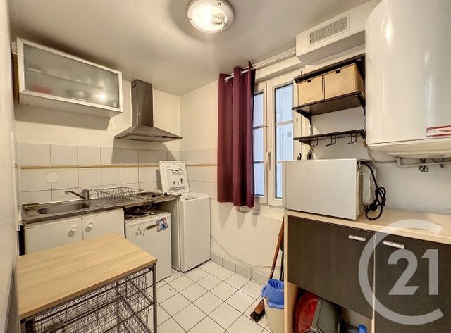 Appartement F1 à louer - 1 pièce - 16.0 m2 - PARIS - 75004 - ILE-DE-FRANCE - Century 21 Actif Immobilier