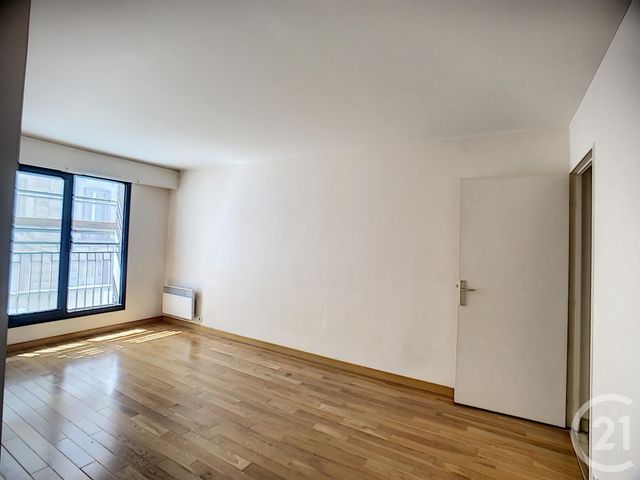 Appartement F1 à louer - 1 pièce - 29.0 m2 - PARIS - 75015 - ILE-DE-FRANCE - Century 21 Actif Immobilier
