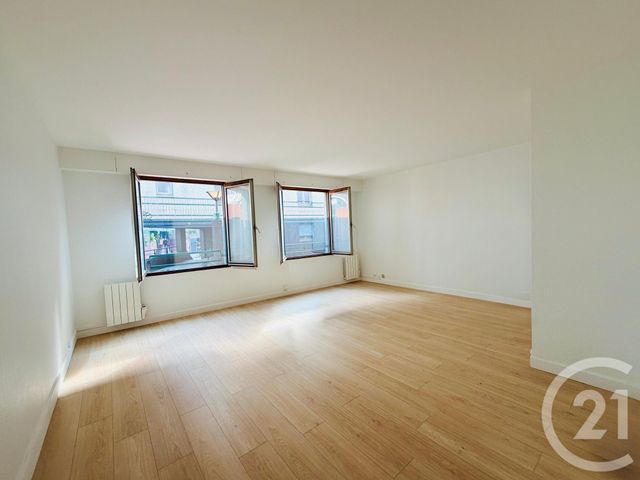 Appartement F2 à vendre - 2 pièces - 57.08 m2 - PARIS - 75014 - ILE-DE-FRANCE - Century 21 Actif Immobilier