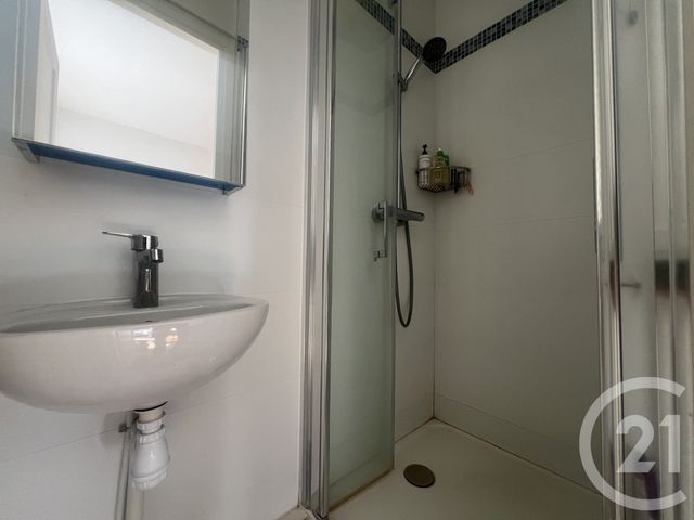 Appartement F3 à vendre - 3 pièces - 81.02 m2 - PARIS - 75014 - ILE-DE-FRANCE - Century 21 Actif Immobilier