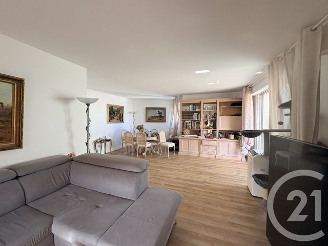 Appartement T4 à vendre - 4 pièces - 97.58 m2 - PARIS - 75014 - ILE-DE-FRANCE - Century 21 Actif Immobilier