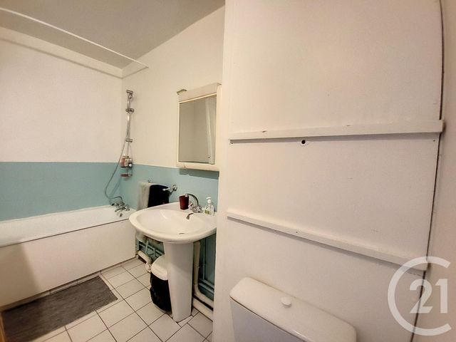 Appartement T1 à louer - 1 pièce - 44.0 m2 - PARIS - 75013 - ILE-DE-FRANCE - Century 21 Actif Immobilier