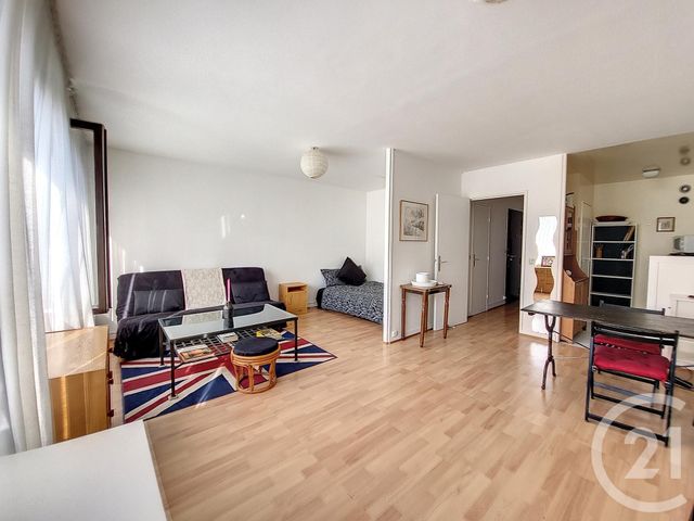 Appartement T1 à louer - 1 pièce - 44.0 m2 - PARIS - 75013 - ILE-DE-FRANCE - Century 21 Actif Immobilier