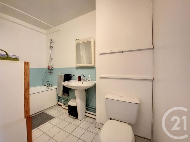Appartement T1 à louer - 1 pièce - 44.0 m2 - PARIS - 75013 - ILE-DE-FRANCE - Century 21 Actif Immobilier