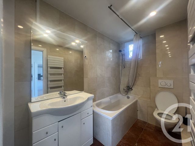 Appartement F2 à vendre - 2 pièces - 32.68 m2 - PARIS - 75014 - ILE-DE-FRANCE - Century 21 Actif Immobilier