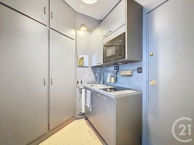 Appartement Studio à louer - 1 pièce - 18.0 m2 - PARIS - 75014 - ILE-DE-FRANCE - Century 21 Actif Immobilier